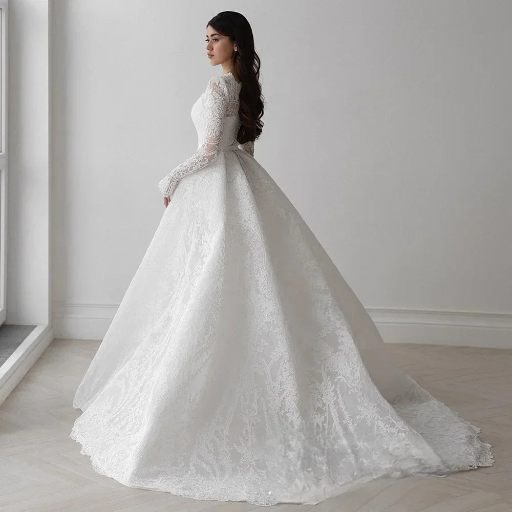 Customized Gorgeous Lace Long Sleeves Wedding Dress for Bride Square Neck Sweep Train Bridal Gown Vestido De Noiva (ZD17413)