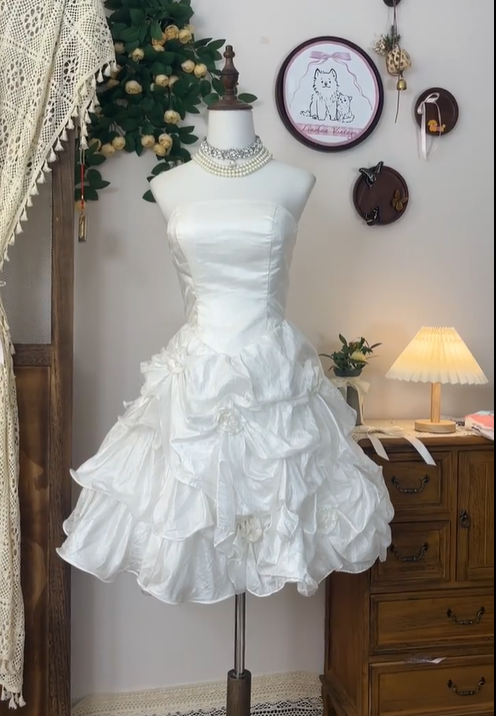 Classy White Strapless Pleated A Line Birthday Outfits Short Homecoming Dress