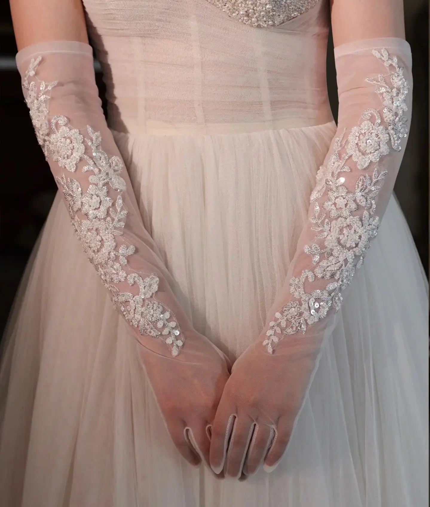 Long Bridal Gloves Pearl Wristband Wedding Glove For Women Girl Party Evening Dress Jewelry Bride Accessories b