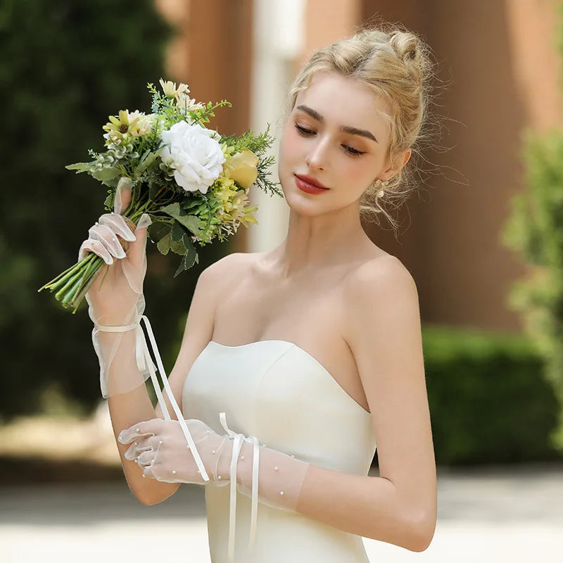 Short Bridal Gloves Pearl Wristband Wedding Glove For Women Girl Party Evening Dress Jewelry Bride Accessories