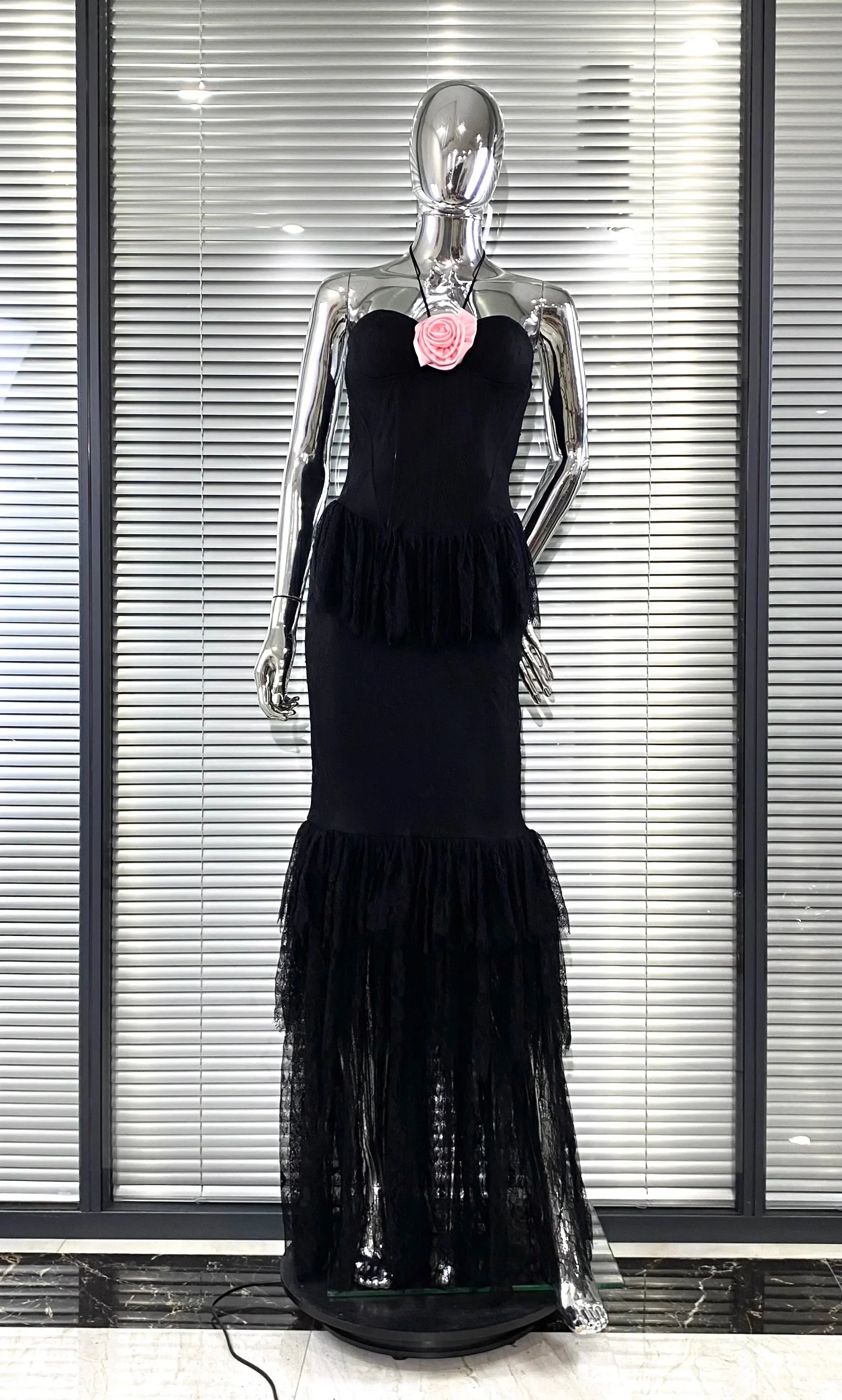 Pink Flowers Halter Sleeveless Black Lace Ankle Length Dress Celebrity Birthday Party Evening Dress Woman Voaction Outfit