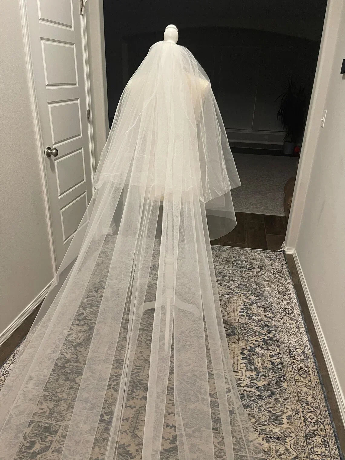 2 Layer Wedding Veil, Ivory Bridal Veil 137" Long Classic Wedding Veil Vintage Lace with Blush Comb