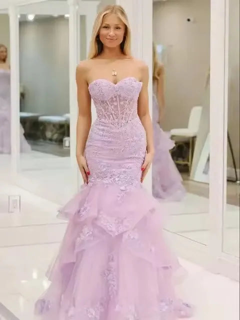 Elegant Lavender Tulle Prom Dress Mermaid Sweetheart Lace Tiered Ruffles Formal Evening Dress Floor Length Party Gown