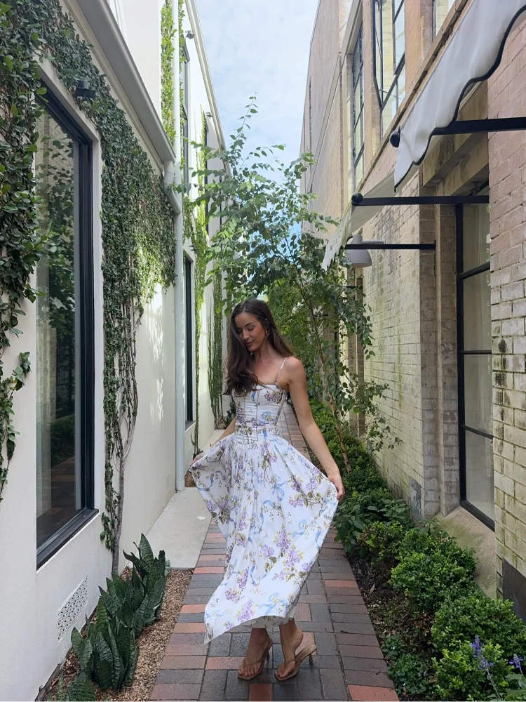 Pleated Sleeveless Backless Floral Dress - View 4 | VelvetHem