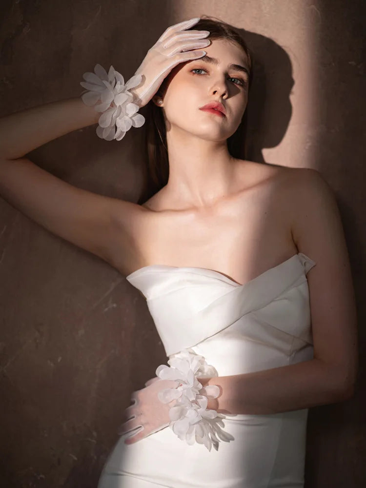 Short Bridal Gloves White Wristband Wedding Glove For Women Girl Party Evening Dress Jewelry Brides Accessories