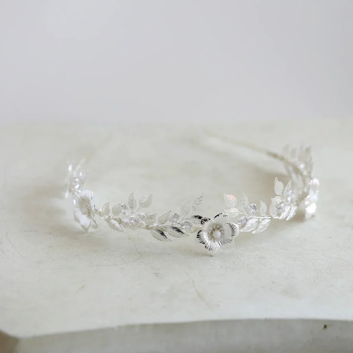 Bridal Hair Jewelry Flower Leaf Headband Hairband Silver Color Headpiece For Brides Women Headdress Headwear Wedding Accessories