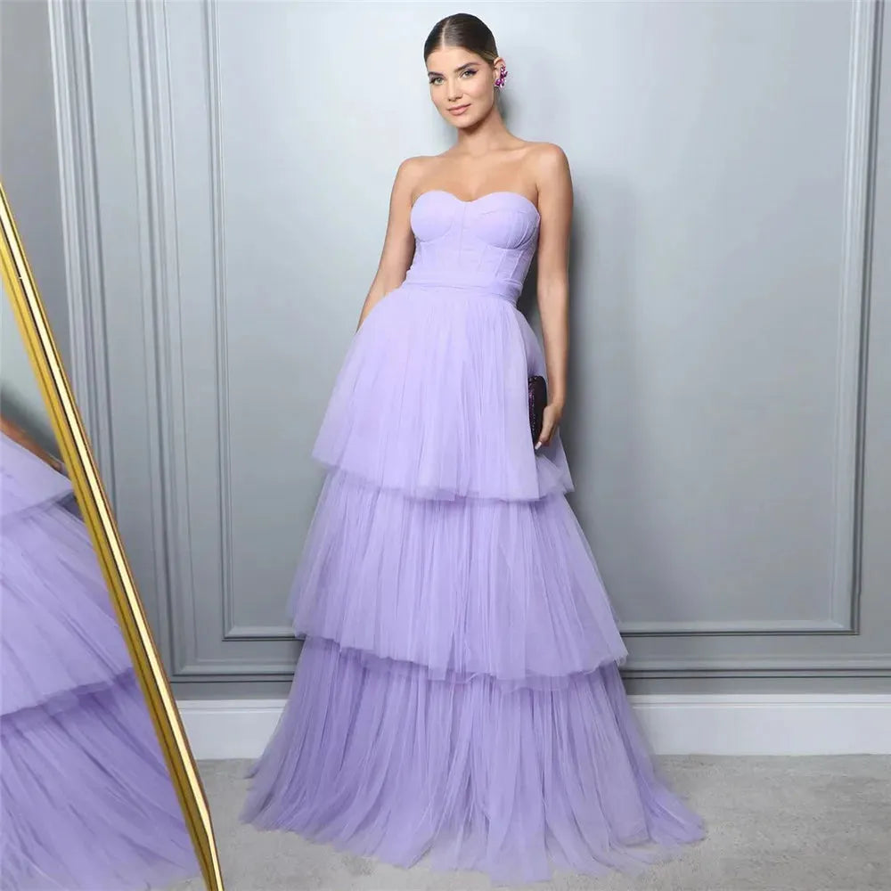Elegant Lavender Tulle Prom Dress A-Line Strapless Tiered Ruched Formal Evening Dress Floor Length Party Gown Lavender