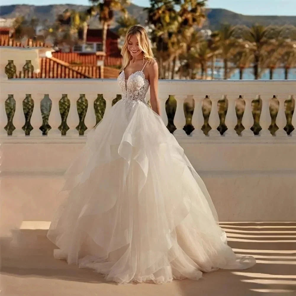Boho Wedding Dresses Spaghetti Straps Vestidos De Novia Appliques Vestido De Noiva Backless Lace Robe De Mariée (ZD14066)