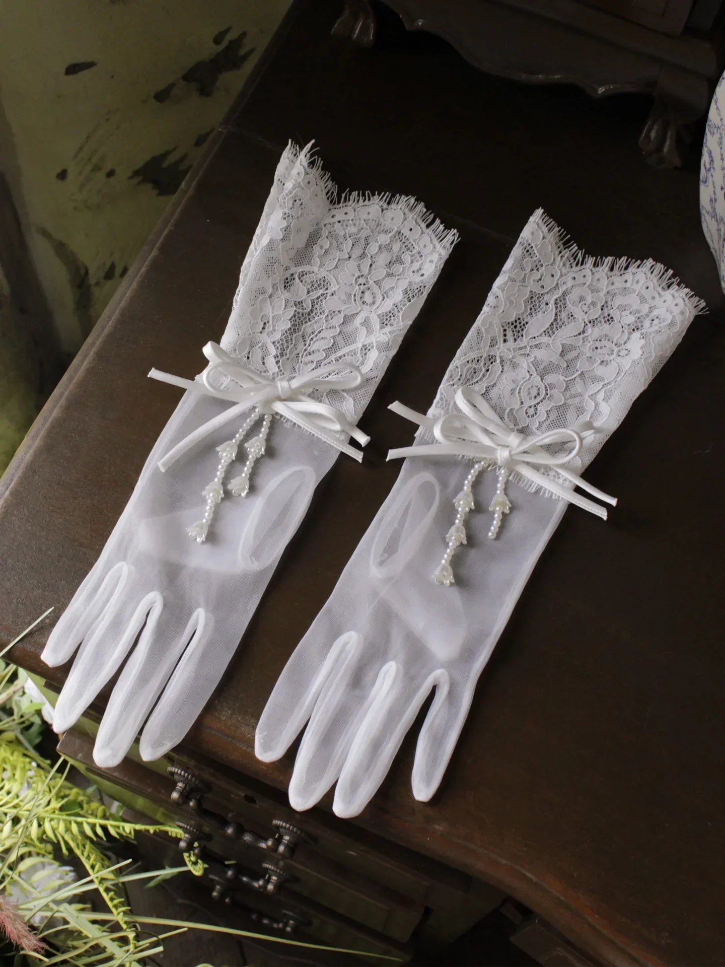 Short Bridal Gloves Flower Wedding Glove For Women Girl Party Evening Dress Jewelry Brides Accessories