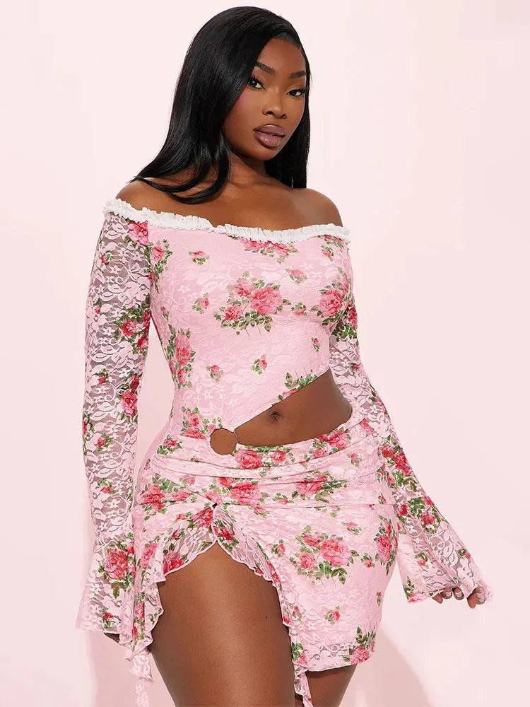 Long Sleeve Backless Hollow Floral Dress - View 5 | VelvetHem