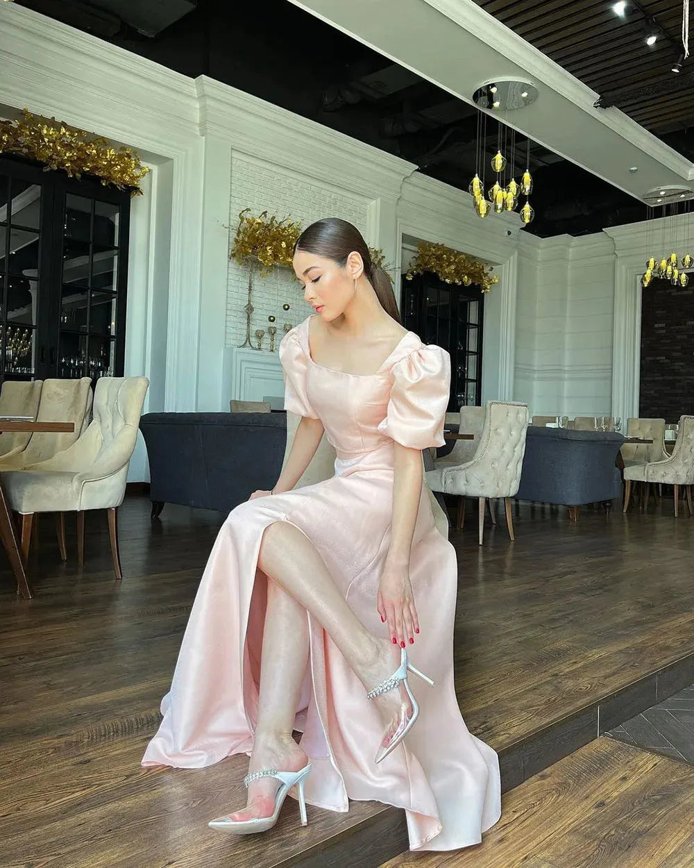 Pink Satin Evening Dresses Short Sleeves Two Pieces Prom Dresses Square Collar Prom Gowns Slit vestidos de novia