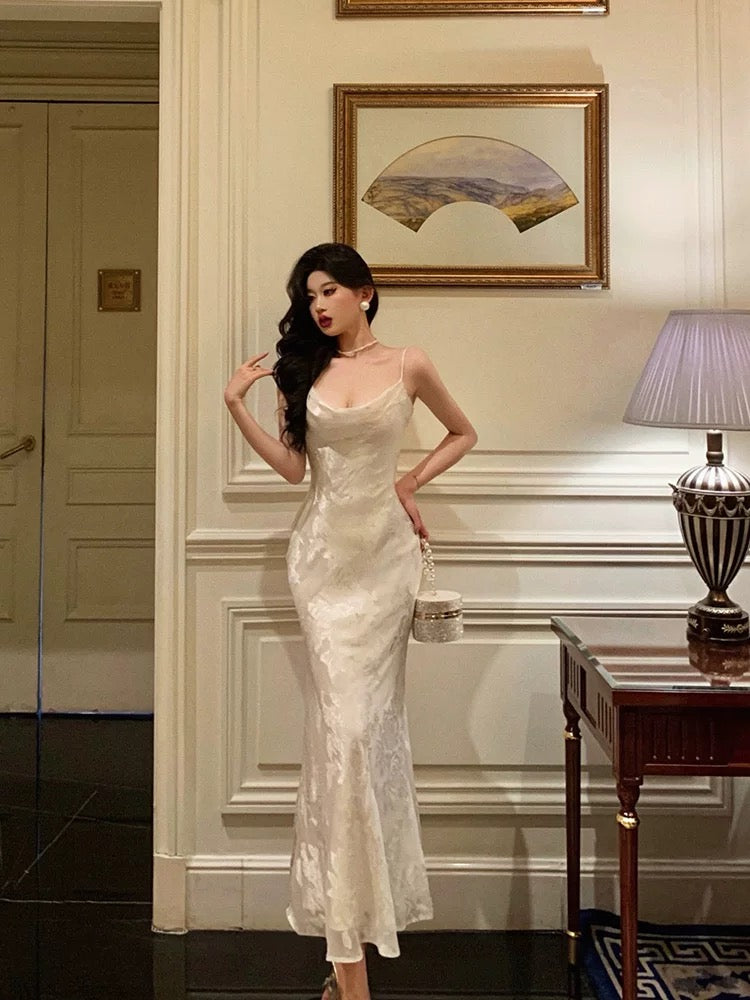 Gorgeous Mermaid Spaghetti Straps Ivory Satin Date Night Dress Prom Dresses Birthday Outfits