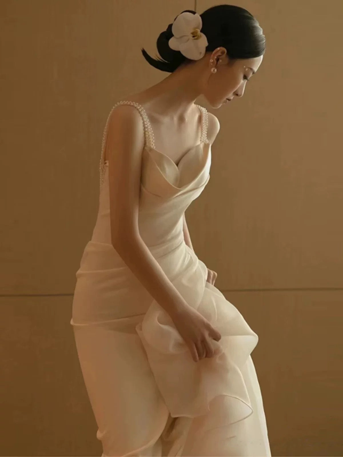 Unique Mermaid Straps Backless Pearls Pleats White Satin Ruffles Wedding Dresses