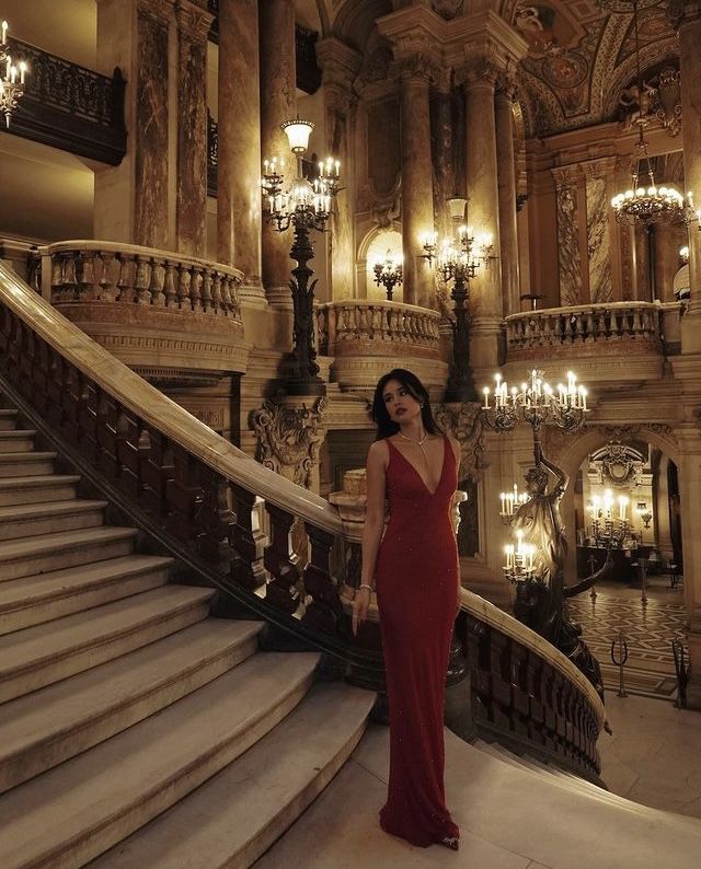 Sexy Mermaid Spaghetti Straps Sequin Burgundy Prom Dresses Long Party Dress