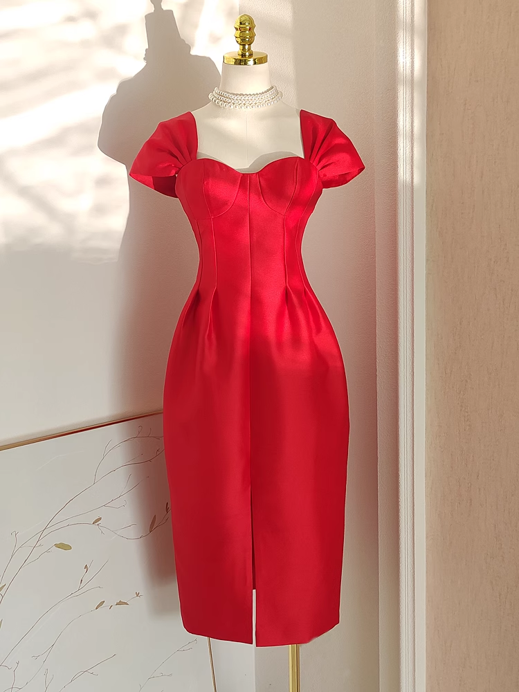 Sexy A-Line Sweetheart Red Satin Knee Length Homecoming Dresses Birthday Outfits - FashionDia