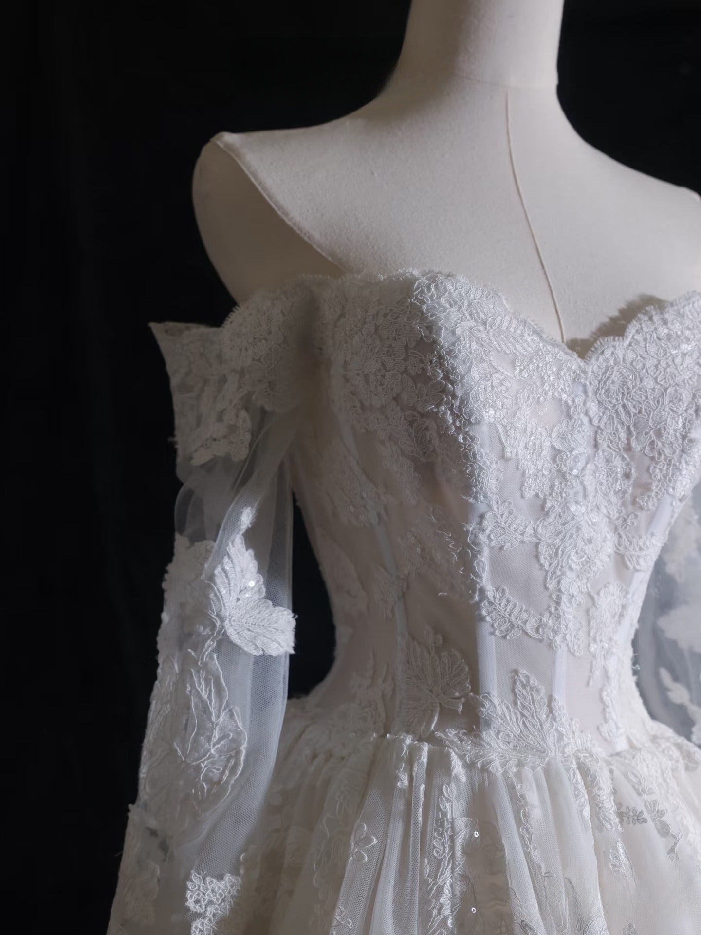 Timeless A line Off The Shoulder White Lace Long Sleeves Wedding Dresses Bridal Dress