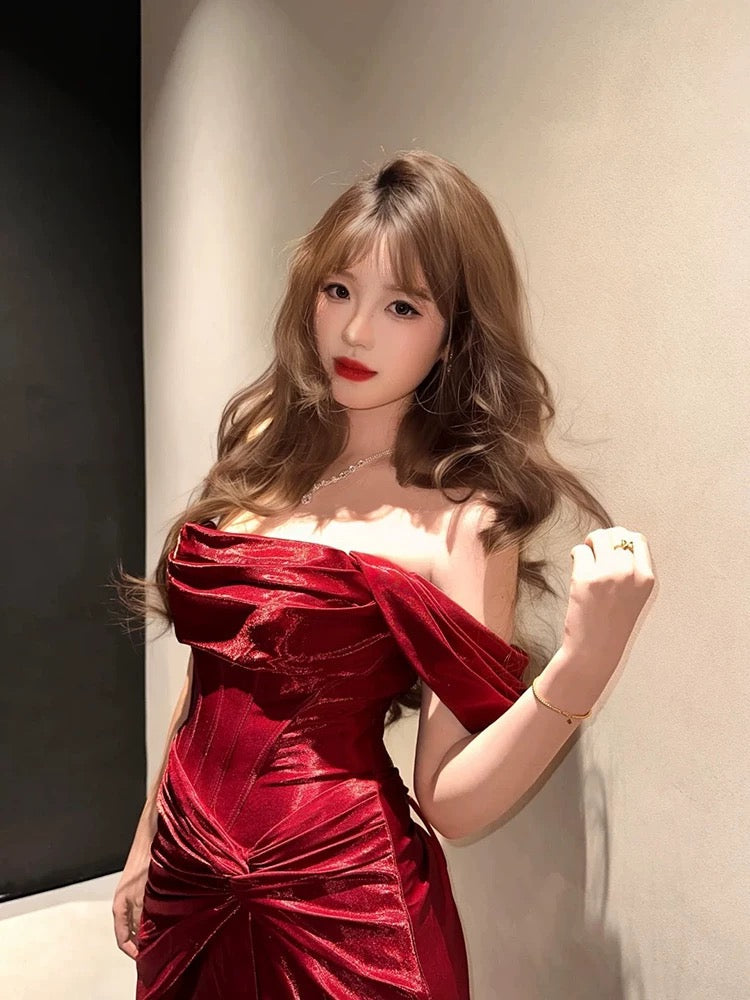 Classy Mermaid Off-the-Shoulder Red Satin Long Evening Gowns Split Prom Dress - View 4 | FashionDia