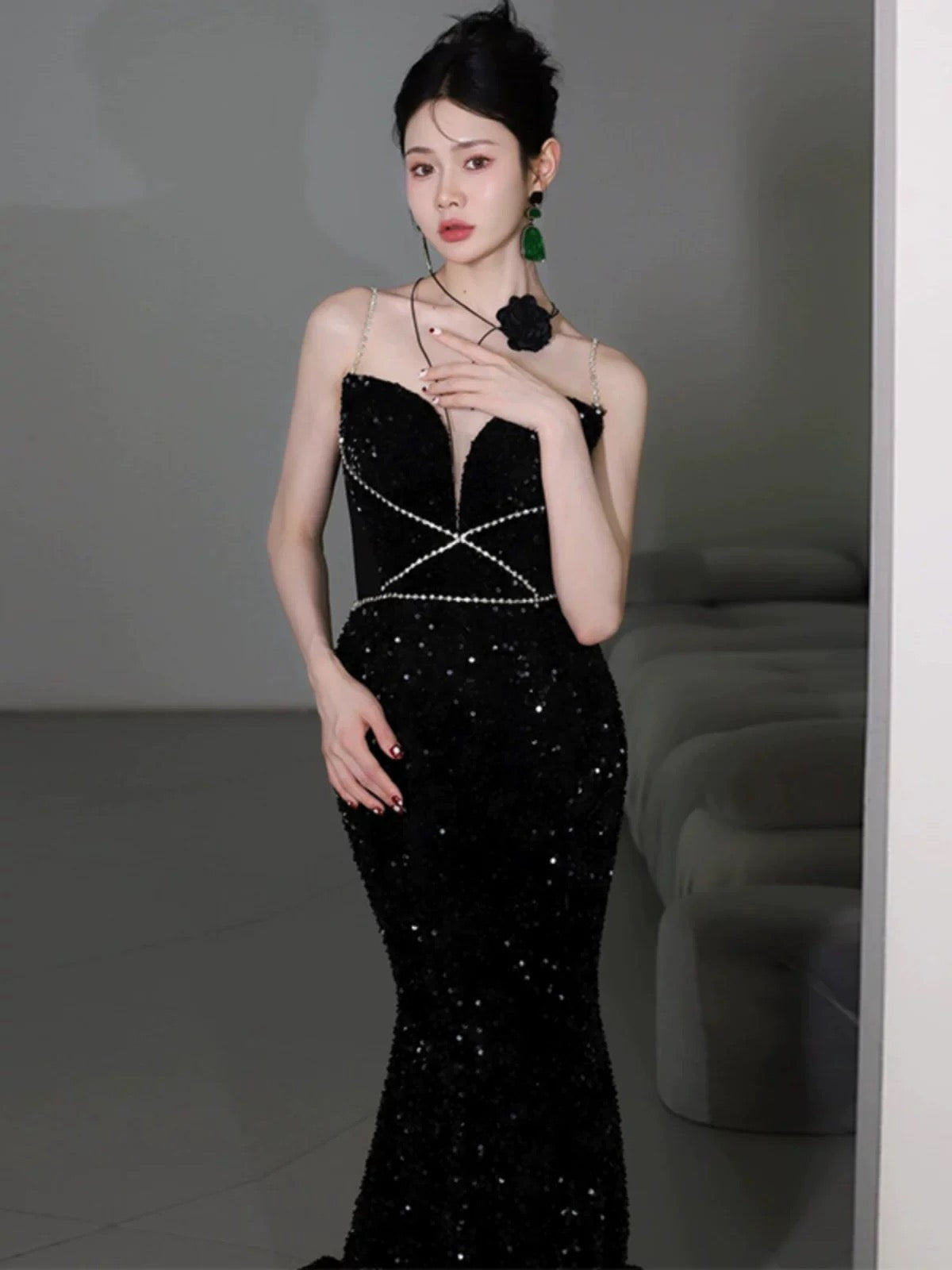 Classy Mermaid Spaghetti Straps Black Sequin Long Evening Gowns Prom Dress - View 4 | FashionDia