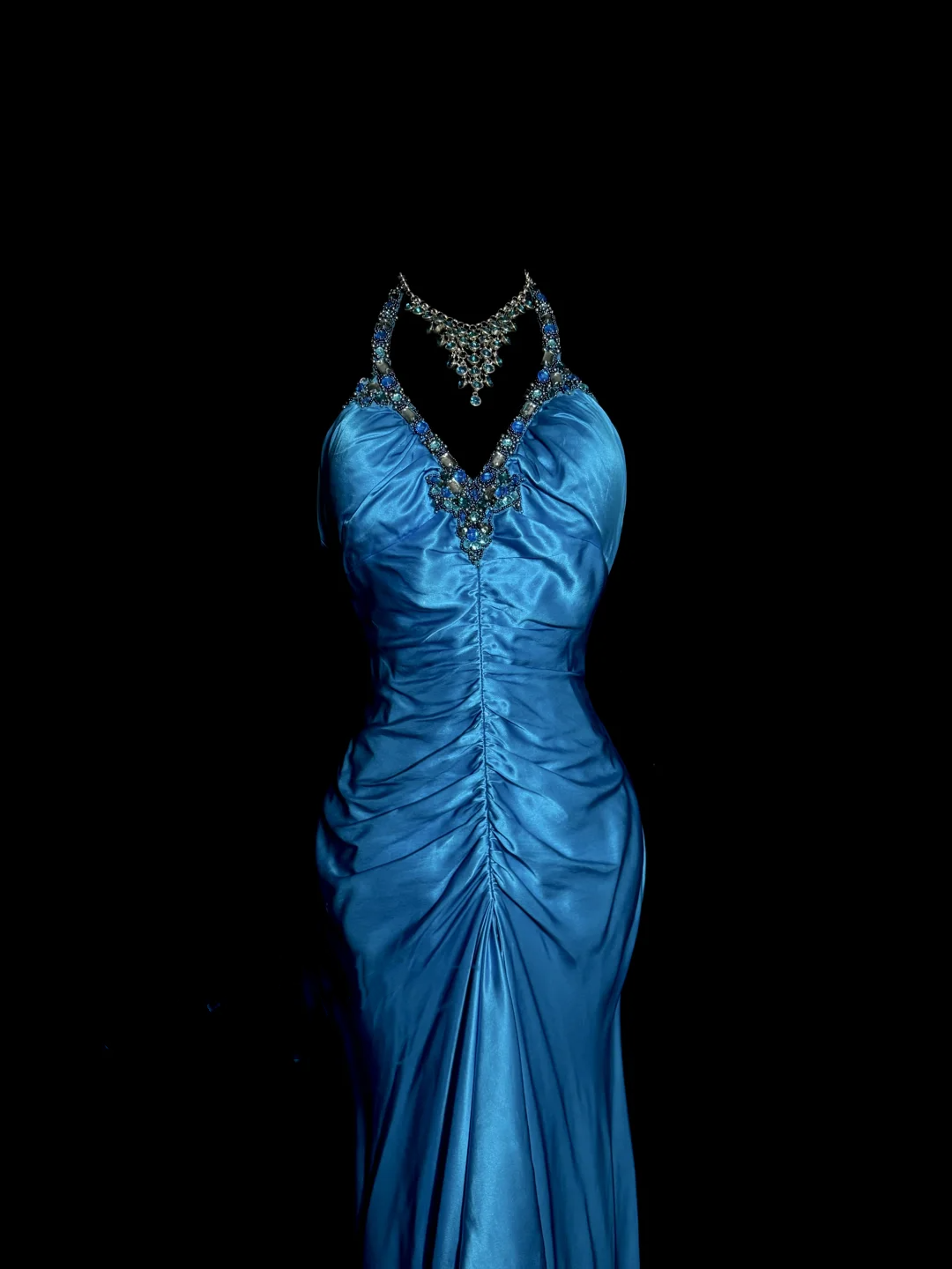 Vintage Mermaid Halter Neck Royal Blue Satin Backless Prom Gown Fairy Prom Dresses