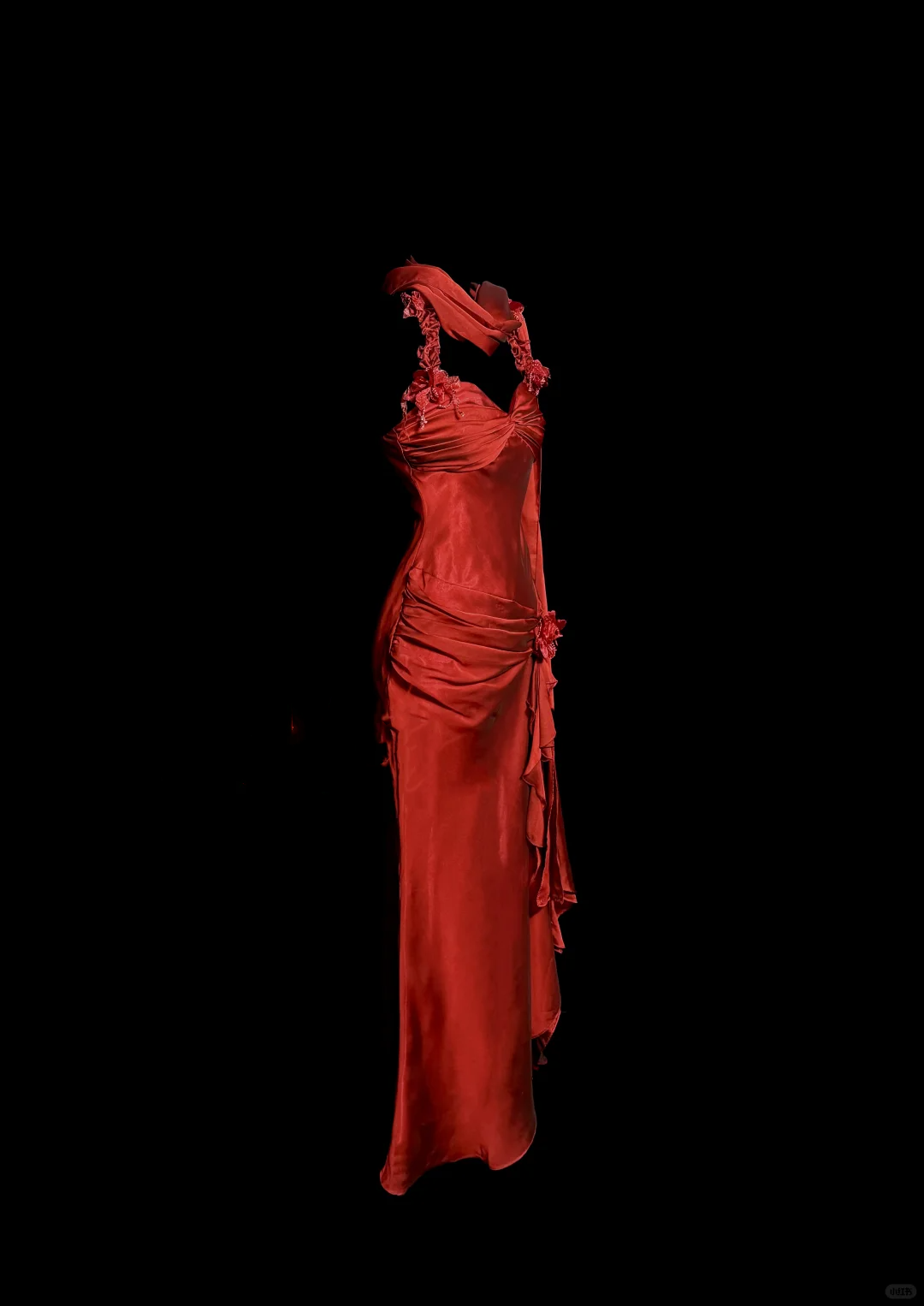 Aesthetic Mermaid Halter Neckline Red Satin Prom Dress Ruffle Long Party Dress