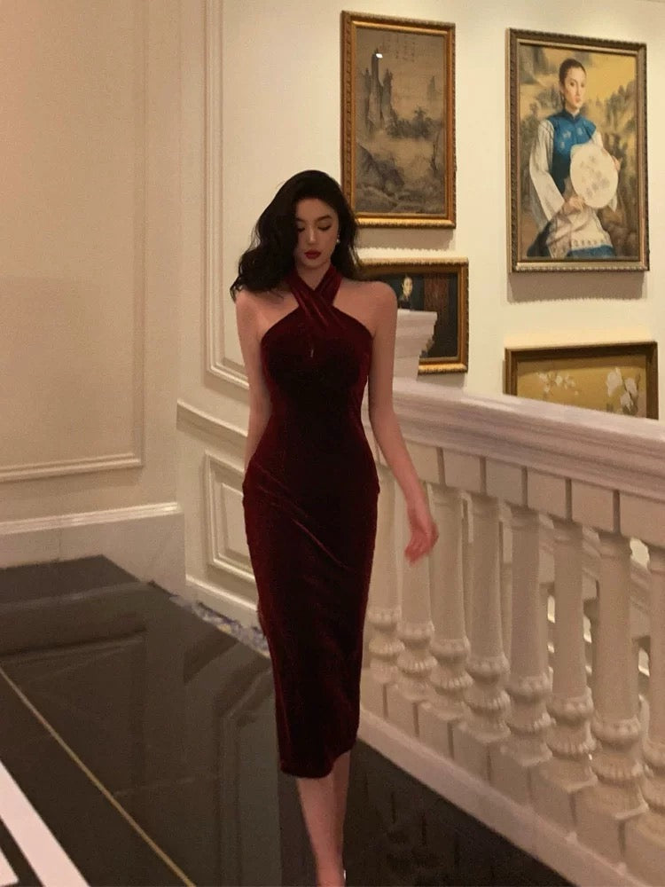 Gorgeous Sheath Halter Burgundy Date Night Dress Velvet Prom Dresses Party Dress Birthday Outfits