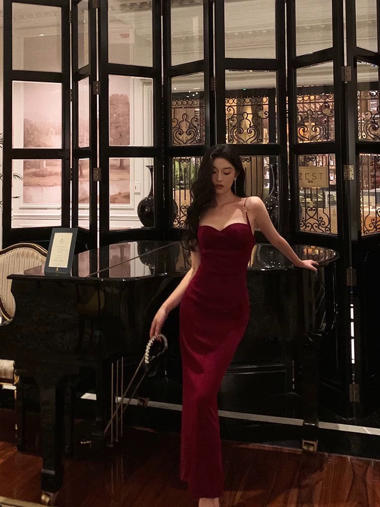 Elegant Sheath Spaghetti Straps Red Velvet Prom Dresses Birthday Outfits Evening Gown - View 5 | FashionDia