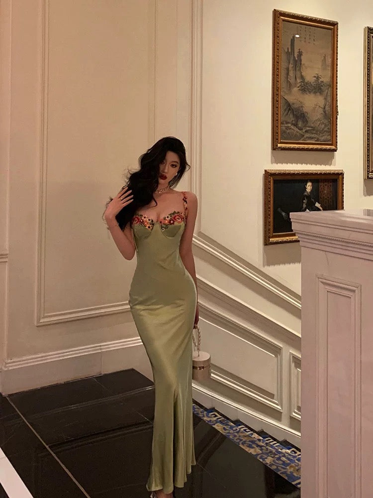 Classy Sheath Spaghetti Straps Green Long Prom Dresses Birthday Outfits Evening Gown - View 2 | FashionDia