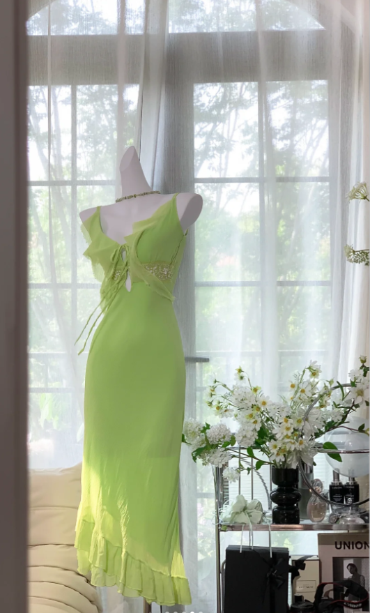 Classy Spaghetti Straps V Neck Green Chiffon Beaded Ruffles Long Party Dress Birthday Outfits
