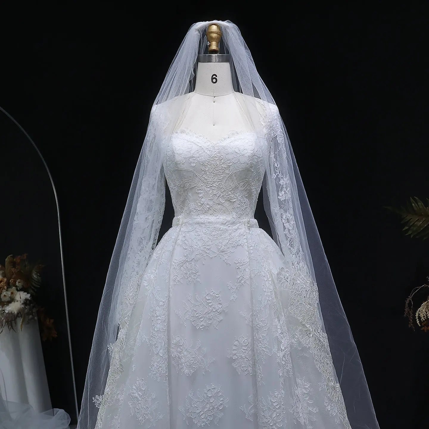 Luxury Lace Sweetheart Long Sleeve Wedding Dress ZP183
