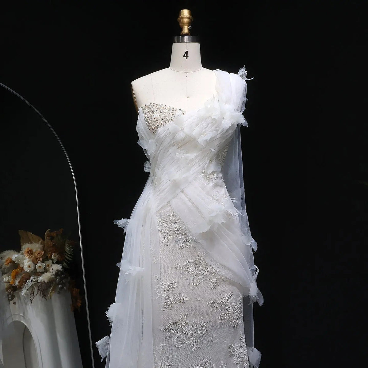 Luxury White One-Shoulder Lace Ruched Bow Mermaid Wedding Dress ZP157