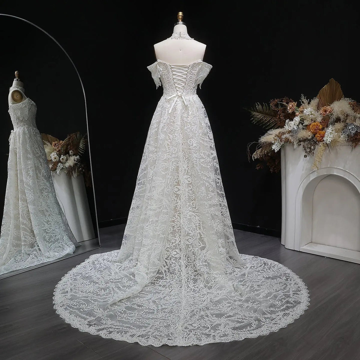 Off White Elegant Lace Pearl Embroidery Ball Gown Wedding Dress ZP168