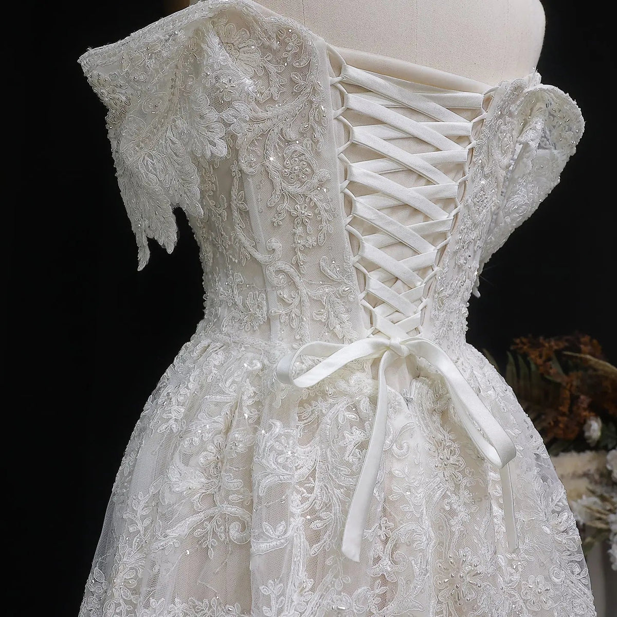 Off White Elegant Lace Pearl Embroidery Ball Gown Wedding Dress ZP168
