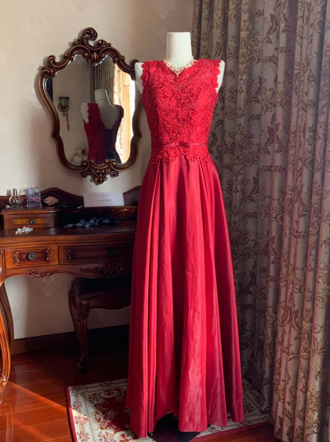 Vintage Red Sleeveless Lace Satin A Line Long Paery Dress Birthday Prom Dress