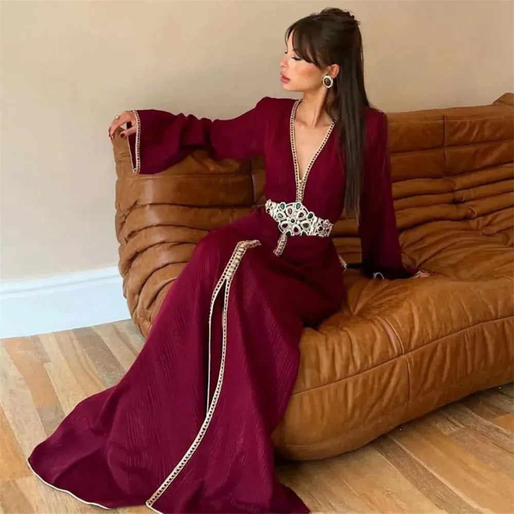Modest Burgundy Karakou Algerian Evening Dresses A-Line Deep V-Neck Long Flare Sleeves Floor Length Formal Prom Gowns Burgundy Floor Length