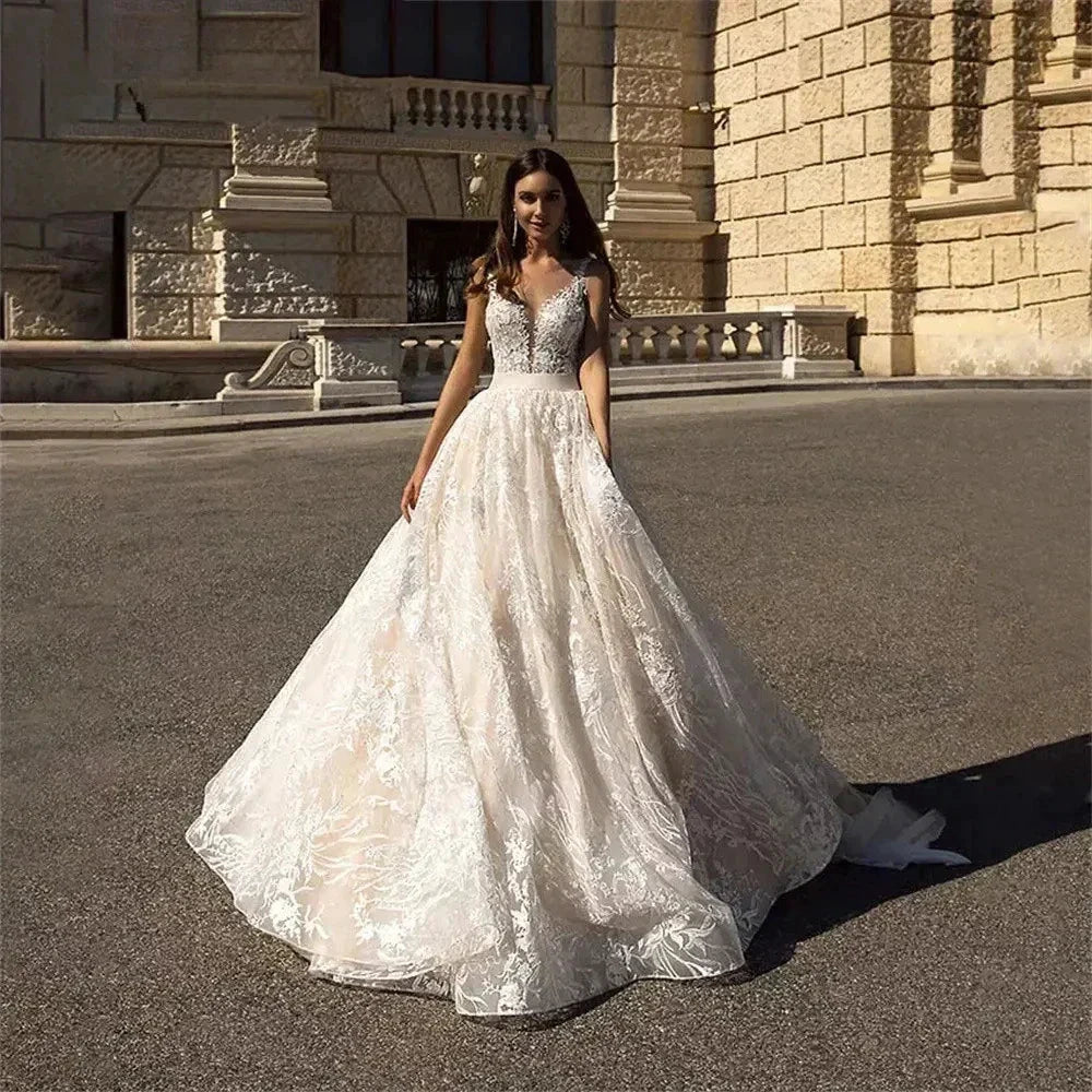 Vintage Spaghetti Straps Vestidos De Novia  Elegant V-Neck Wedding Dresses Appliques Sleeveless Vestido De Noiva (ZD14272)