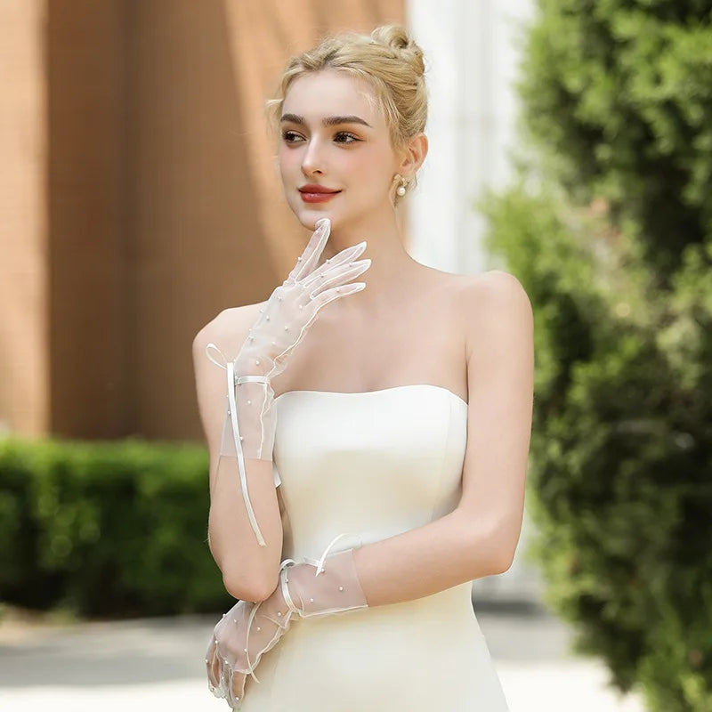 Short Bridal Gloves Pearl Wristband Wedding Glove For Women Girl Party Evening Dress Jewelry Bride Accessories