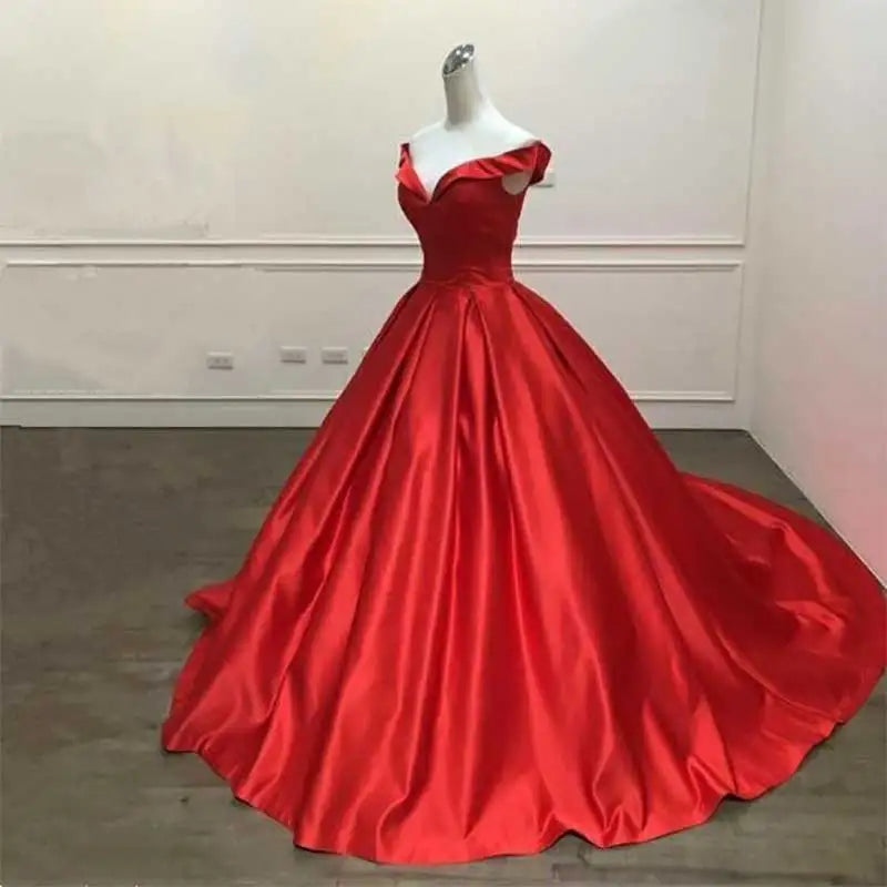 Customized Sexy Simple Red Prom Dresses V Neck Ball Gowns Cap Sleeve Satin vestidos de formatura Backless Evening Dresses Champagne