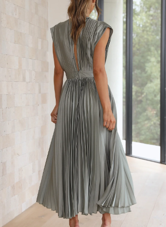 Ilaria Aesthetic Dress with Sleeves Premium Wardrobe Essential