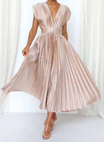 Ilaria Aesthetic Dress with Sleeves Premium Wardrobe Essential