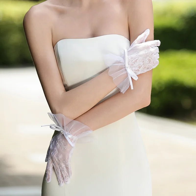 Short Bridal Gloves White Lace Wristband Wedding Glove For Women Girl Party Evening Dress Jewelry Bride Accessories