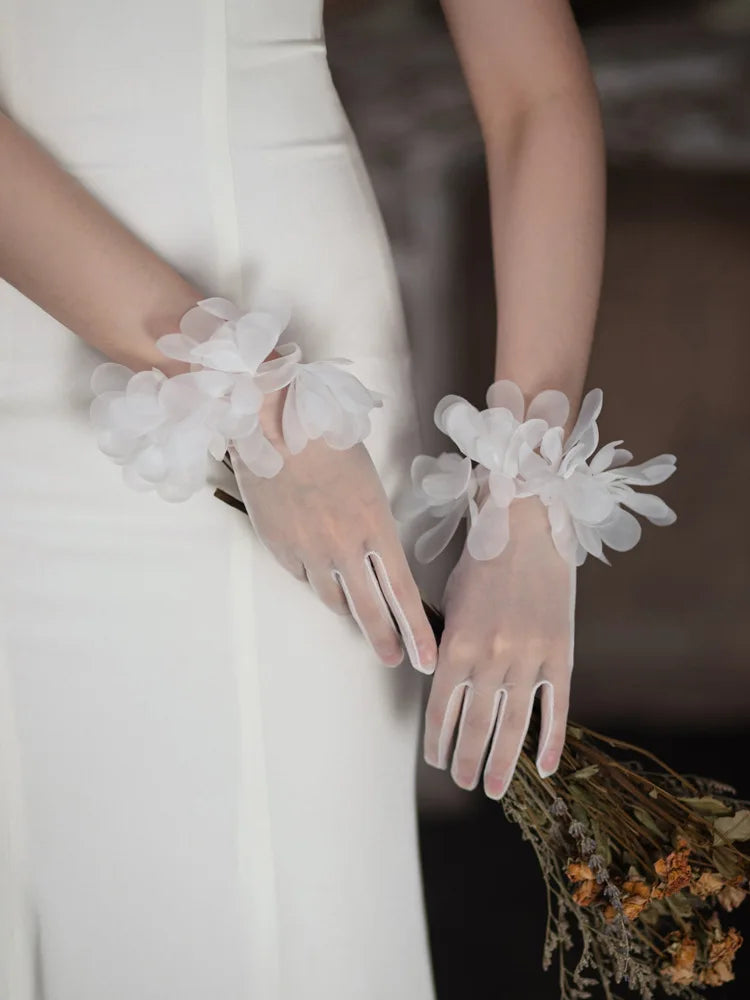 Short Bridal Gloves White Wristband Wedding Glove For Women Girl Party Evening Dress Jewelry Brides Accessories a