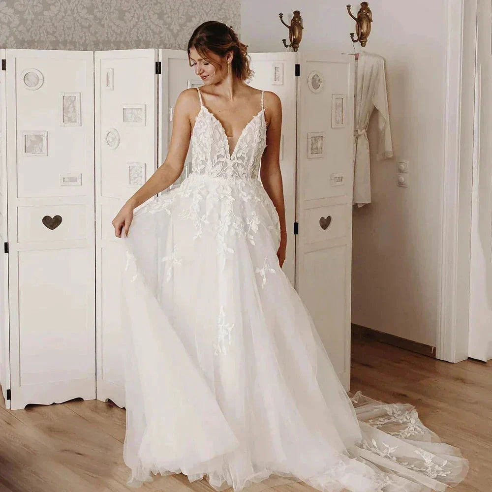 Sexy Off Shoulder Sleeveless Mopping Wedding Dresses Spaghetti Straps V-Neck Simple White Backless Pleat Princess Bride Gowns by payinti