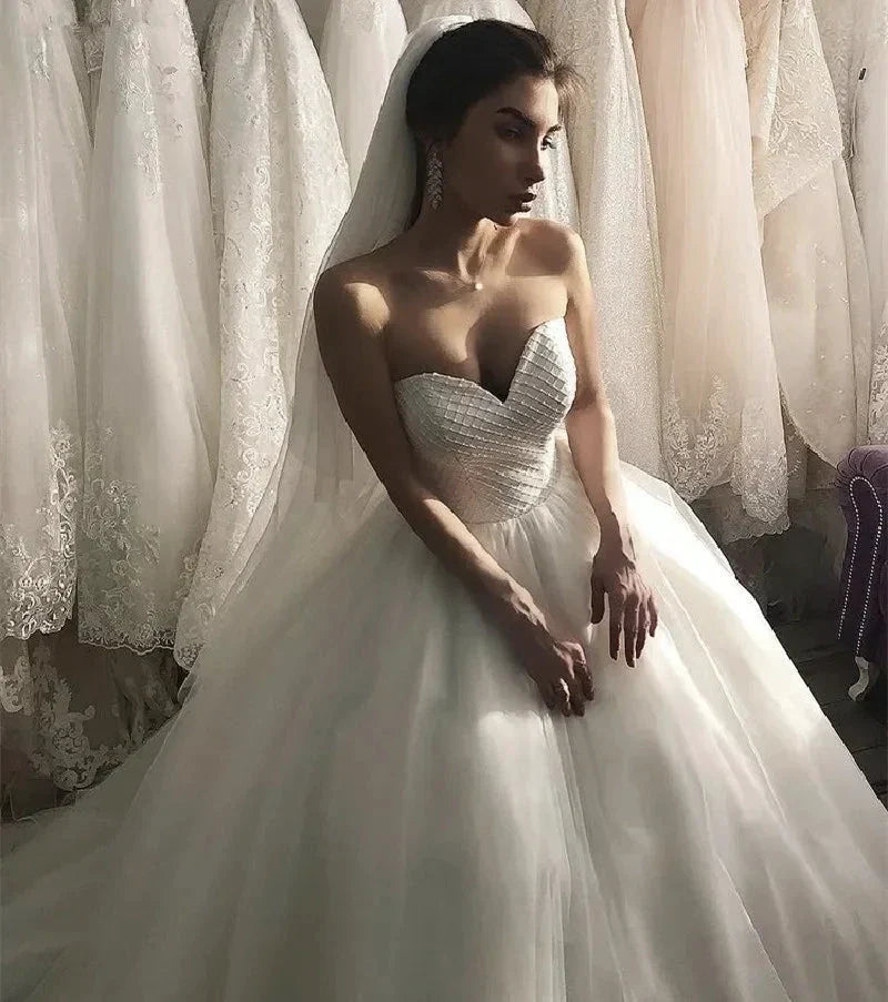 Sexy Sweetheart Tulle Wedding Dresses Sleeveless Backless A-Line Princess Wedding Gown With Lace Up Back vestido de noiva (ZD14127)