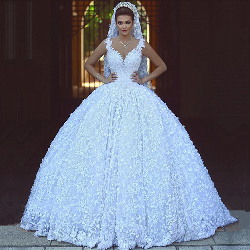 Sexy V-neck Straps Lace Wedding Dresses | Sleeveless Ball Gown Bridal Gowns  with Appliques