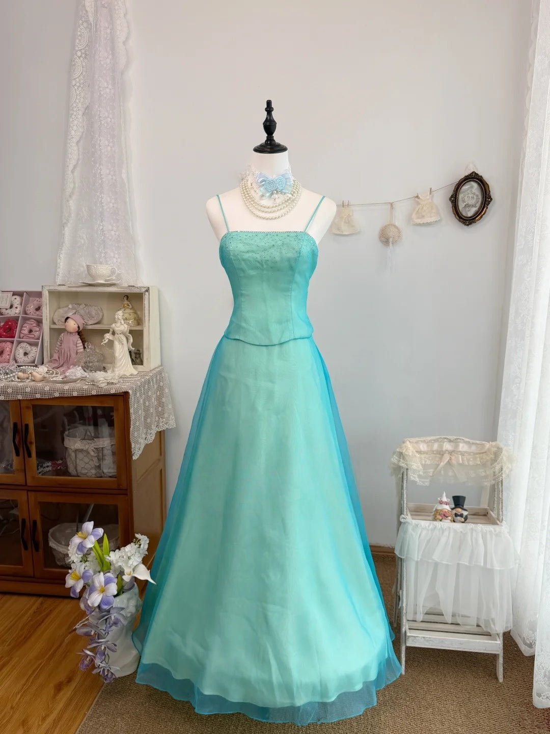 Spaghetti Strap A-Line Retro Prom Dress Beaded Evening Dress
