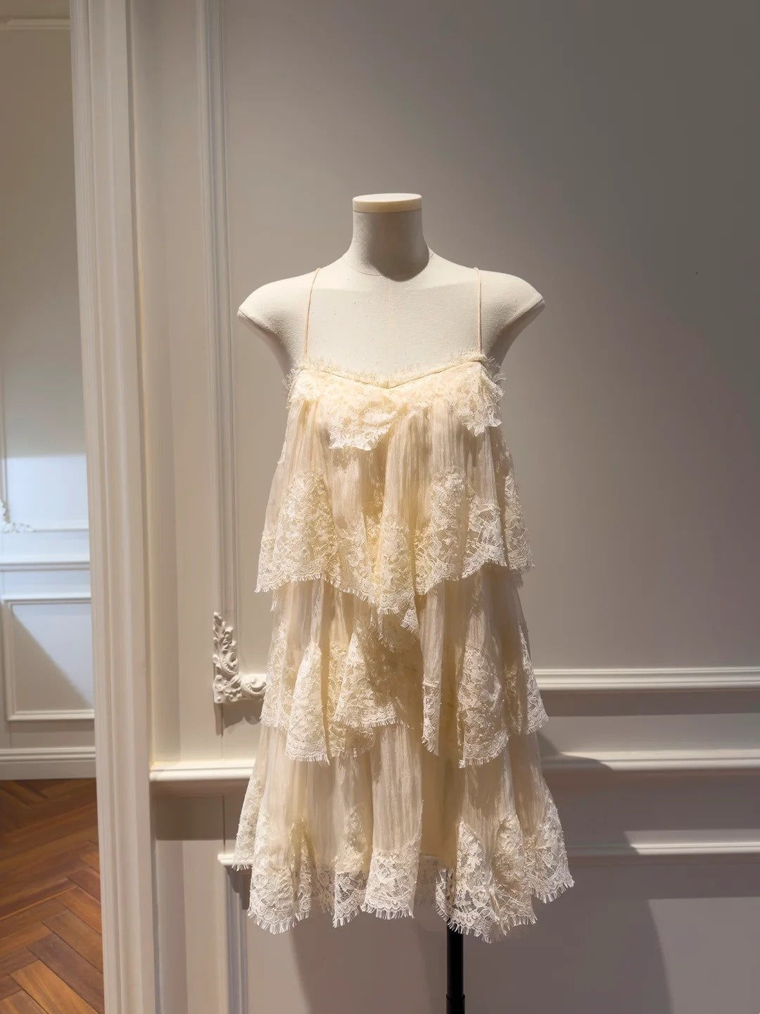 Spaghetti Strap Lace Layered Homecoming Dress Short Birthday Dress
