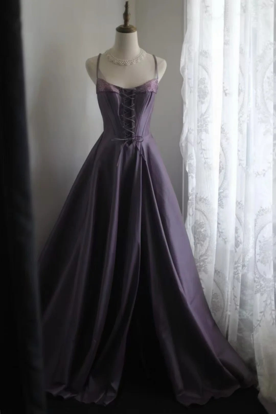 Spaghetti Strap Purple Satin Prom Dress A-Line Formal Evening Dress