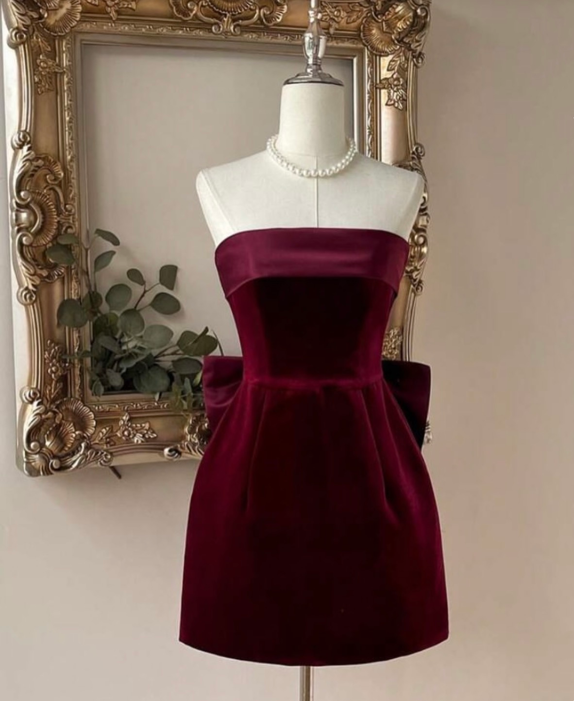 Strapless Burgundy Velvet Sheath Homecoming Dress With Bow Knot