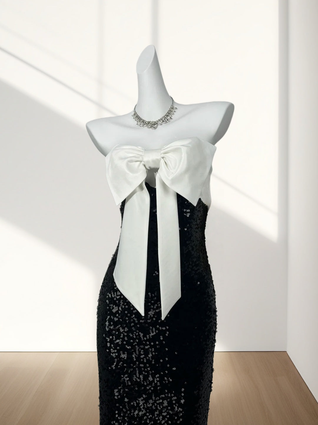 Strapless Sheath Black Sequin Prom Dress With Bow  J10308