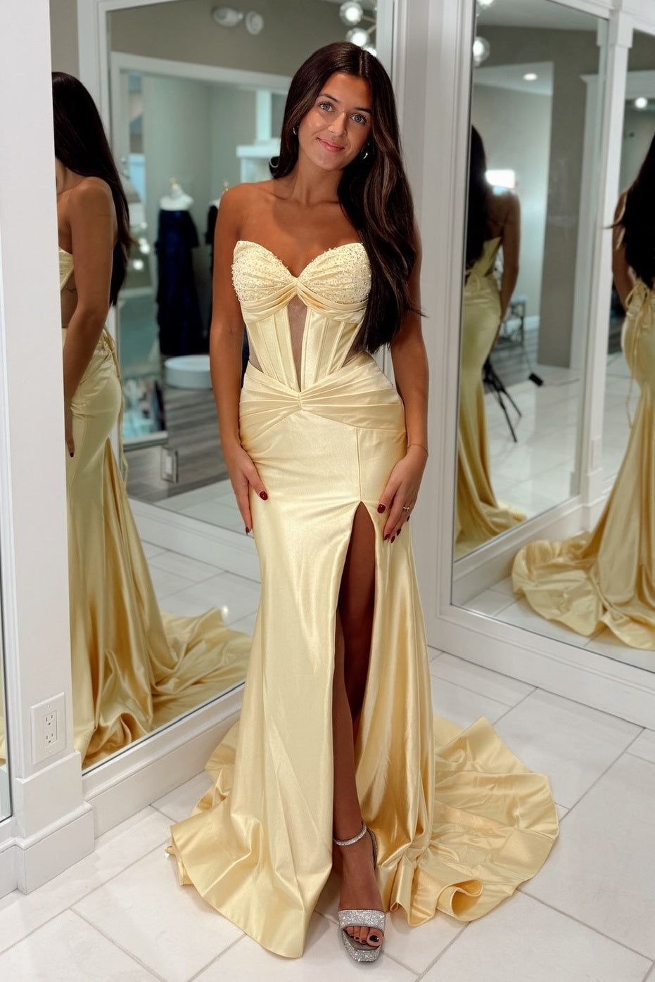 Stunning Mermaid Sweetheart Dark Green Corset Prom Dress with Beading